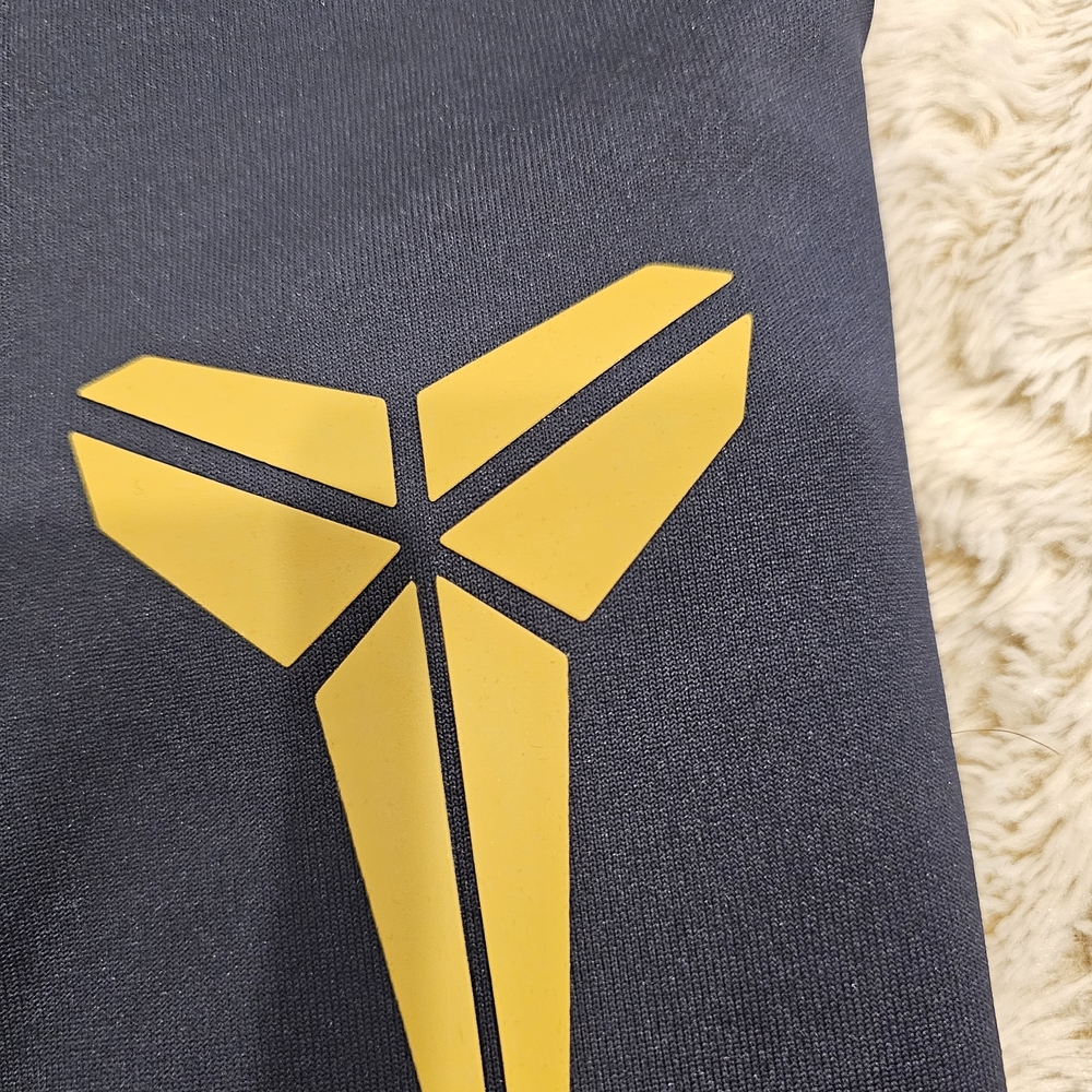 NWT Nike Men's Kobe Zipper Up - Picture 2 of 11